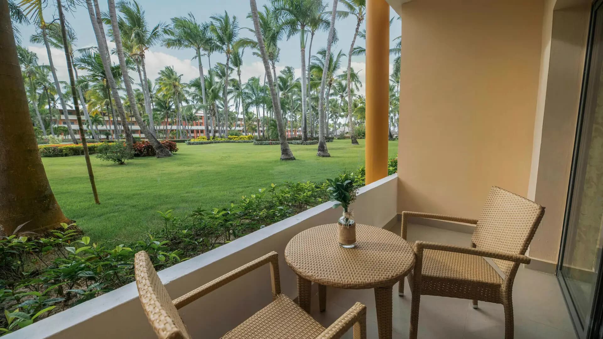 Punta Cana en Iberostar Dominicana del 26 al 3 de Julio - Imagen 4